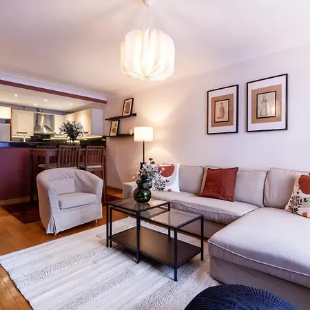 Apartment Comfy And Unique Designed Istanbul