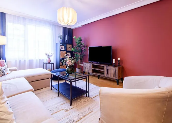 Comfy And Unique Designed Estambul